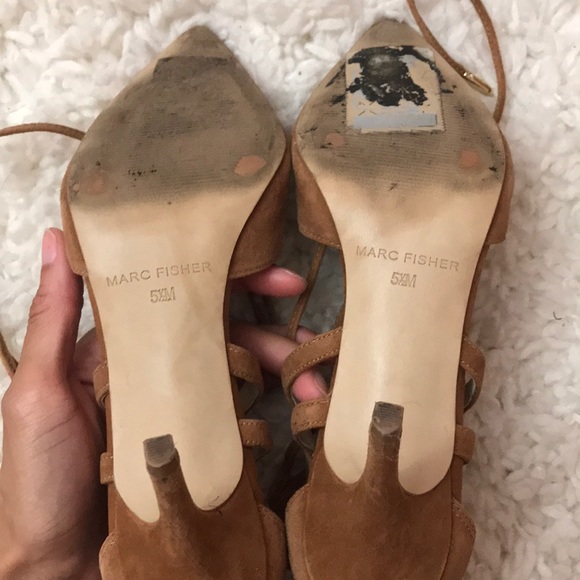 Marc Fisher beige heels - Picture 4 of 4
